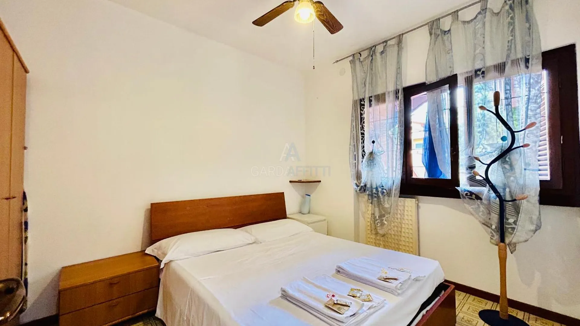 Flora Apt -100M Dal Lago Di Garda - Piscina Sirmione Apartment