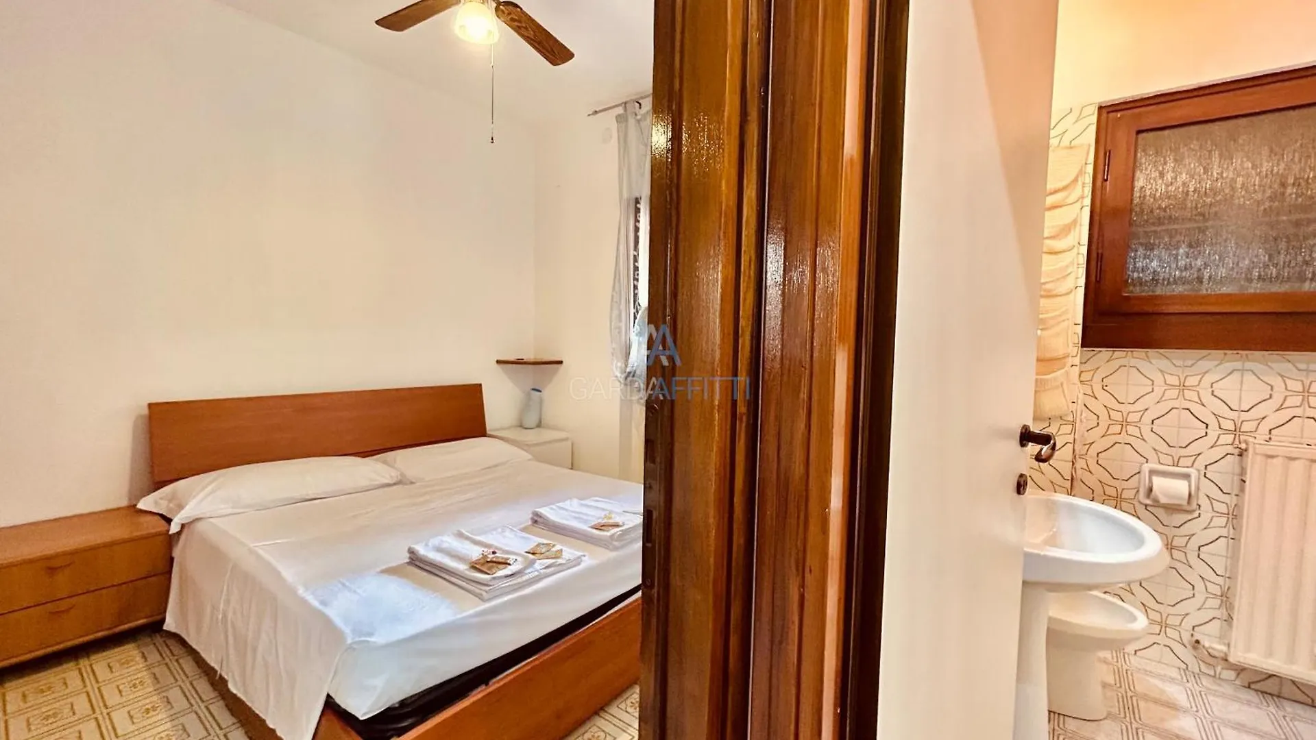 Flora Apt -100M Dal Lago Di Garda - Piscina Sirmione 0*,