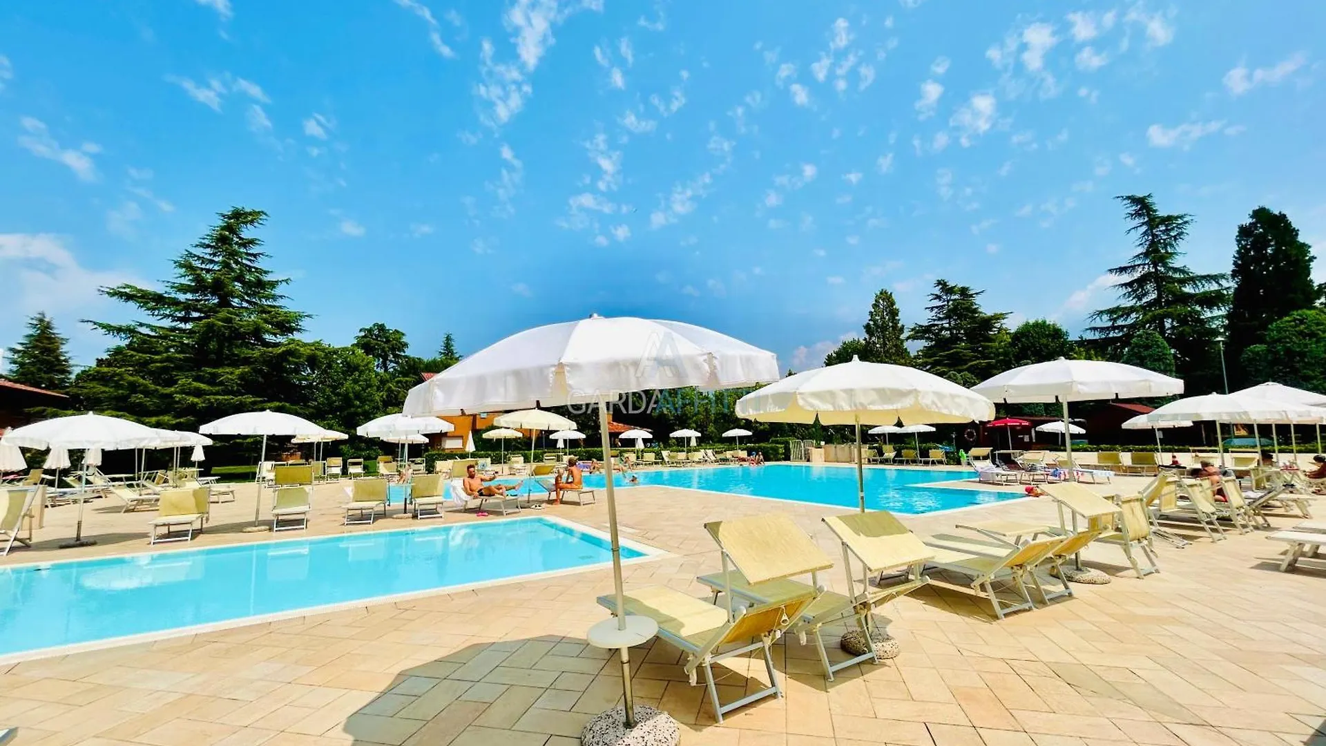 Flora Apt -100M Dal Lago Di Garda - Piscina Sirmione 0*,